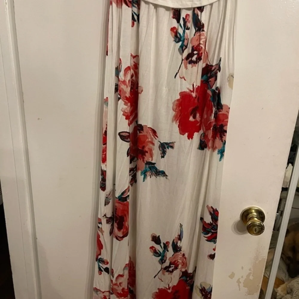 Stunning maxi dress‎